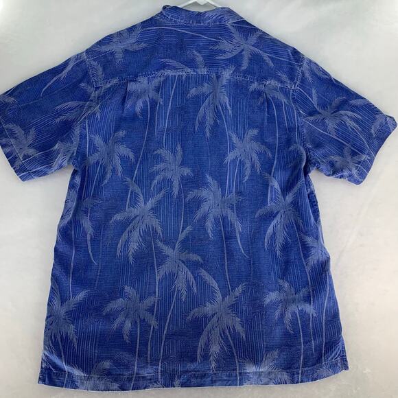 Tommy Bahama Men's Short Sleeve Silk Camp Shirt in Blue Size M - Picture 2 of 15